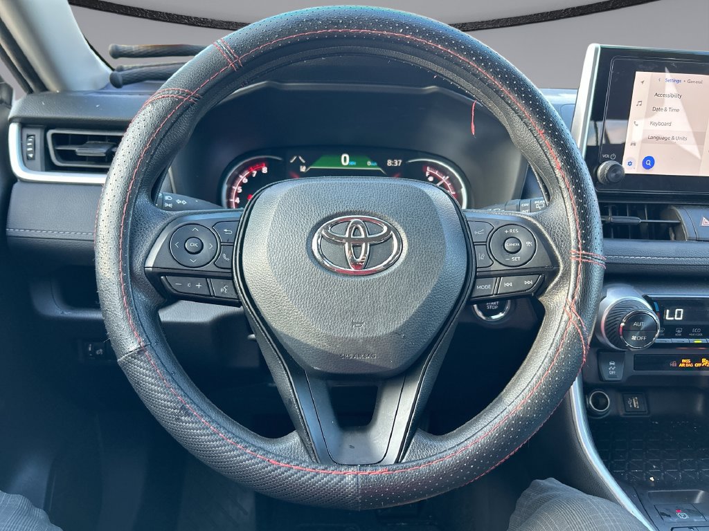 Certified 2025 Toyota RAV4 XLE FWD image 15