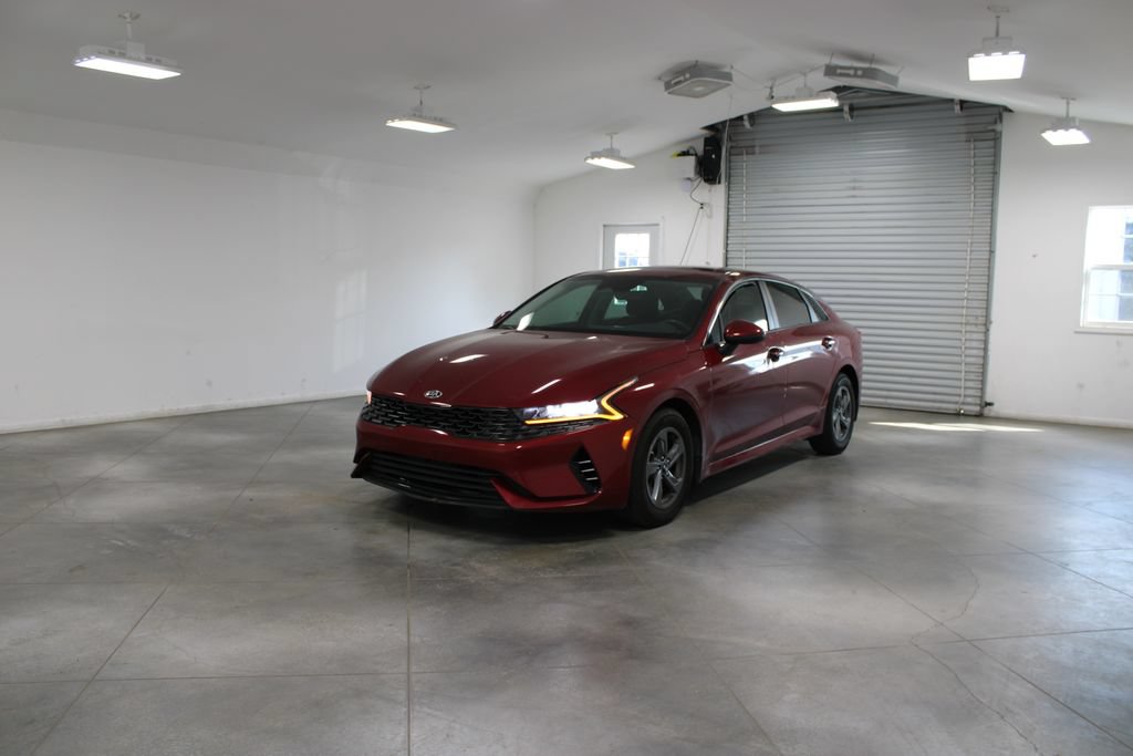 Used 2021 Kia K5 LX FWD image 4