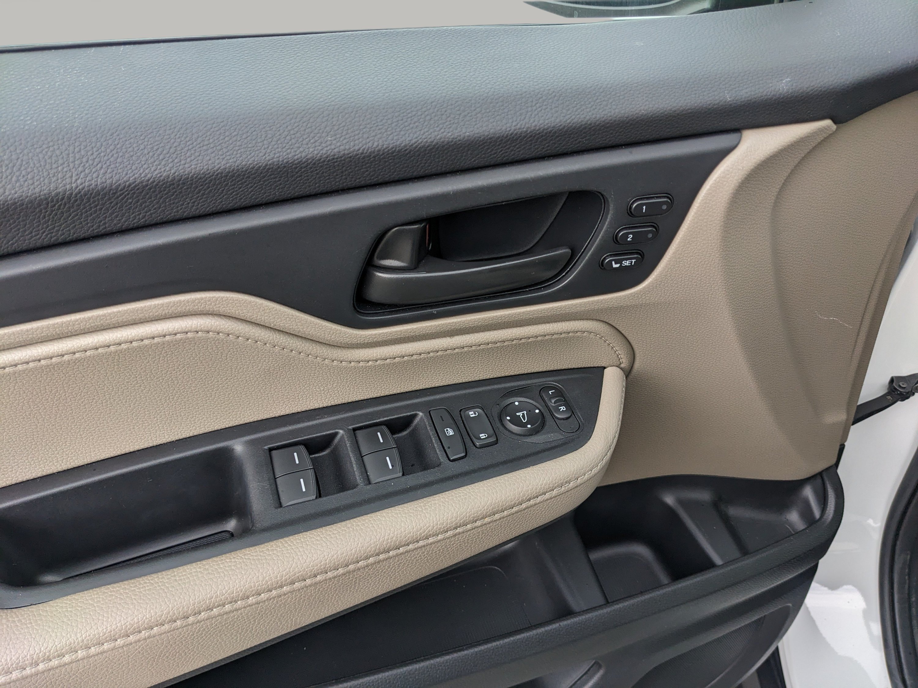 Used 2024 Honda Odyssey EX-L image 23