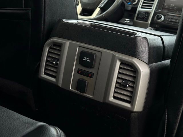 Used 2015 Ford F150 Lariat w/ Equipment Group 502A Luxury AWD/4WD image 19