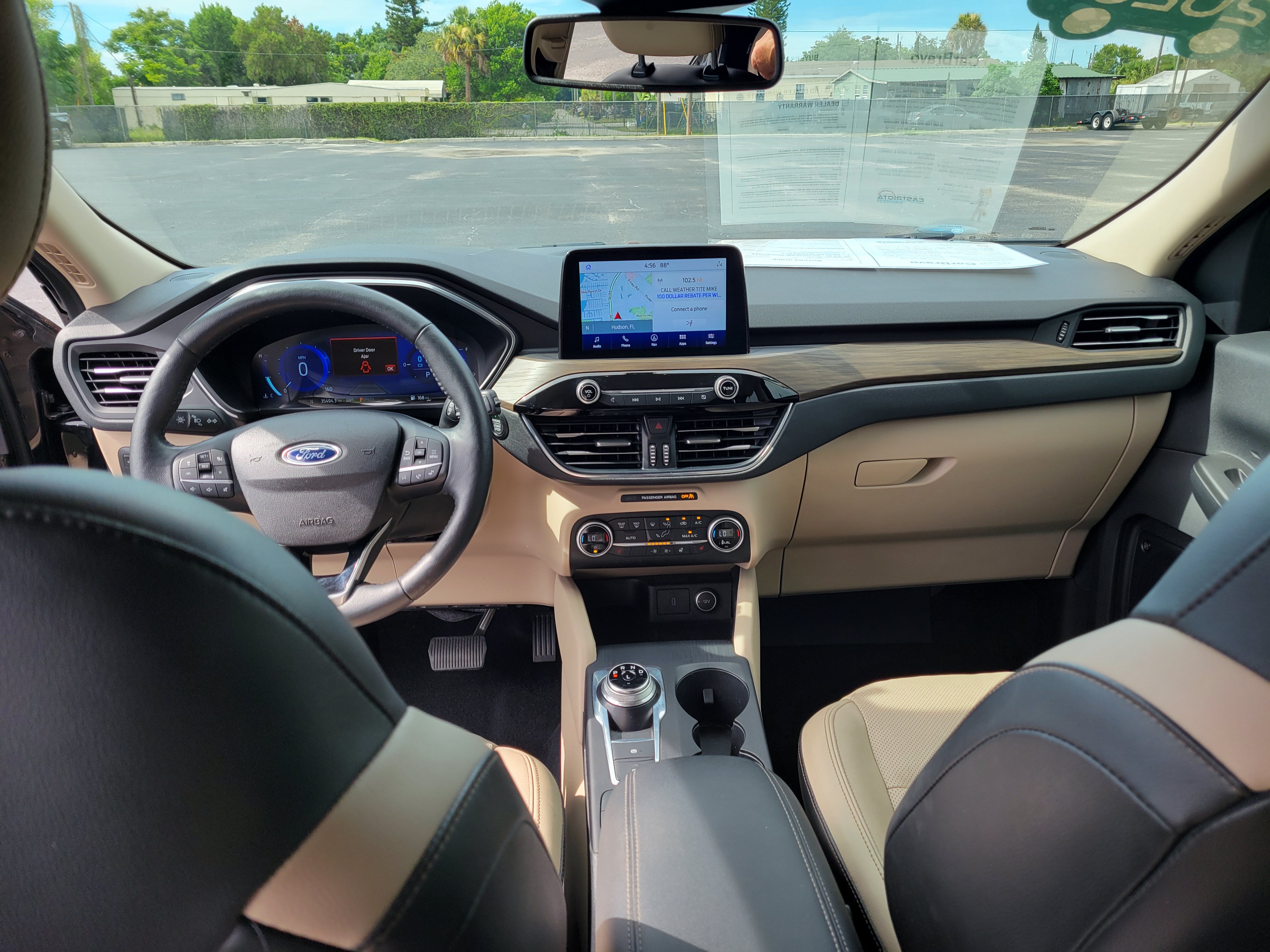 Used 2020 Ford Escape Titanium FWD image 13