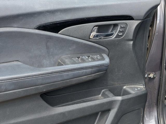 Used 2017 Honda Pilot Elite image 5