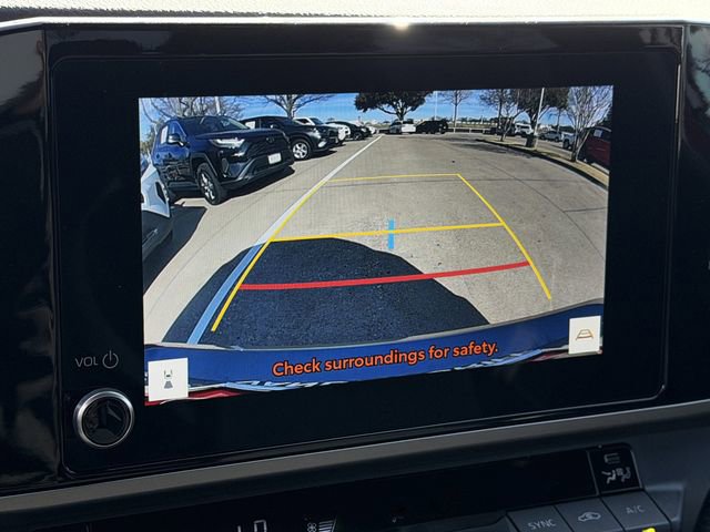 Certified 2025 Toyota Camry SE w/ Convenience Package image 18