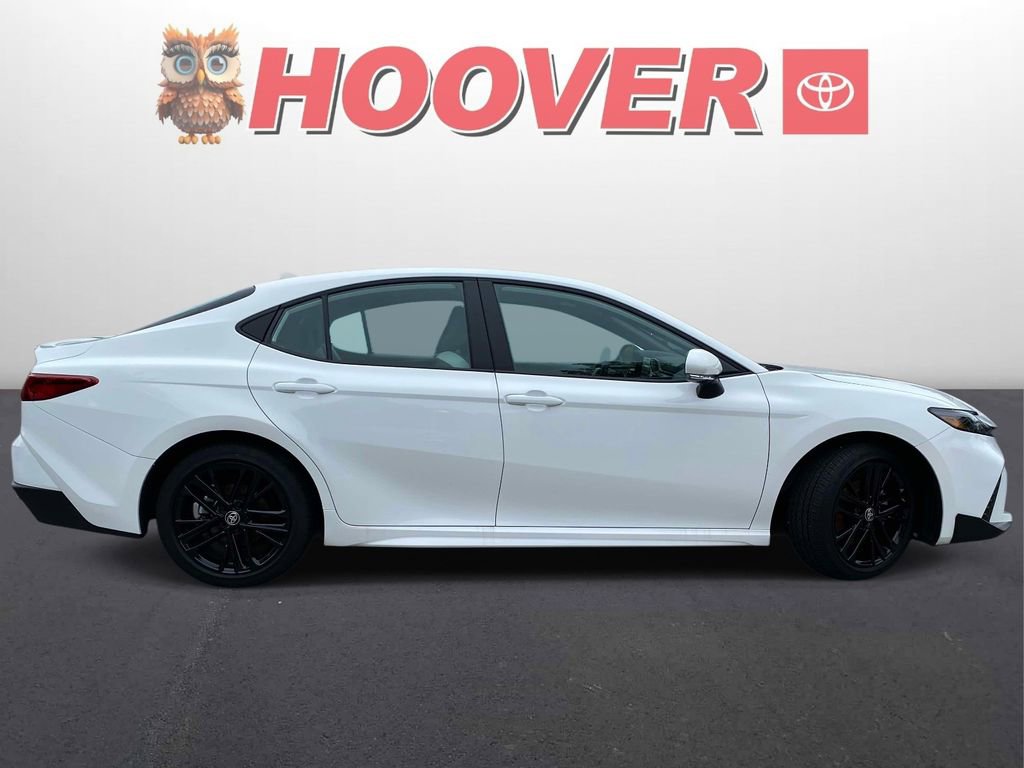 Used 2026 Toyota Camry SE FWD image 2