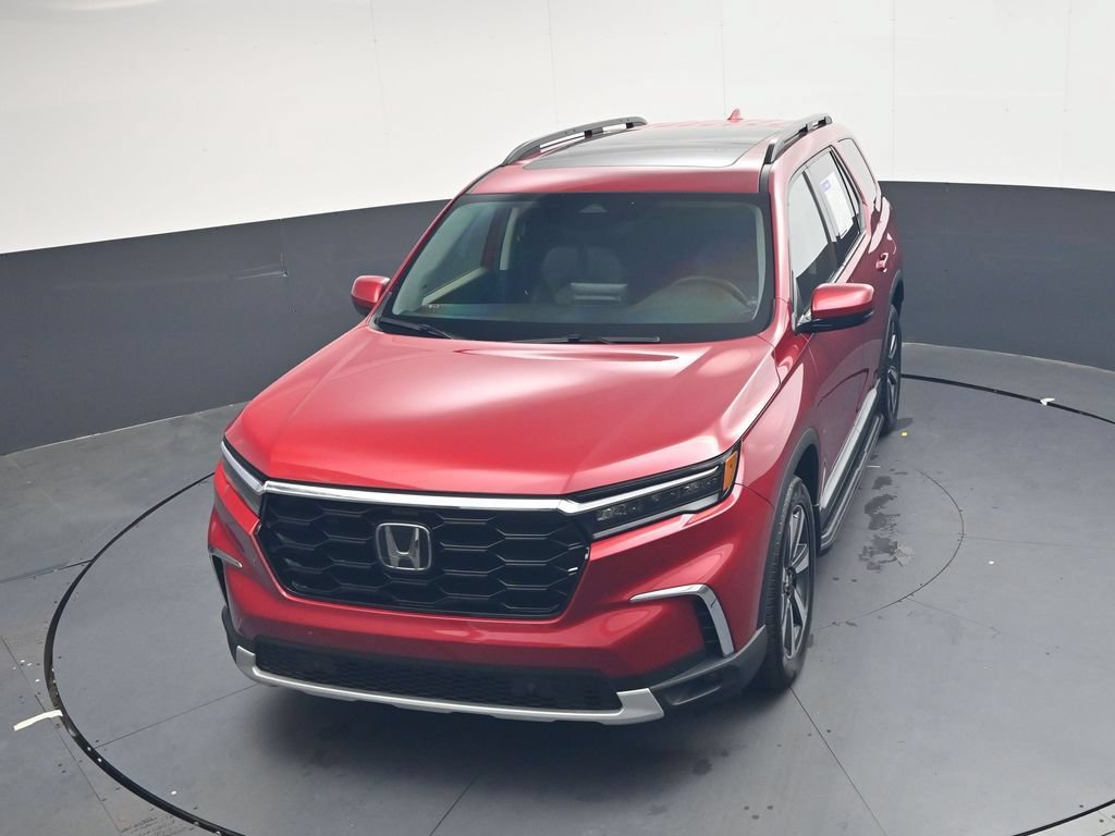 Used 2024 Honda Pilot Touring image 23