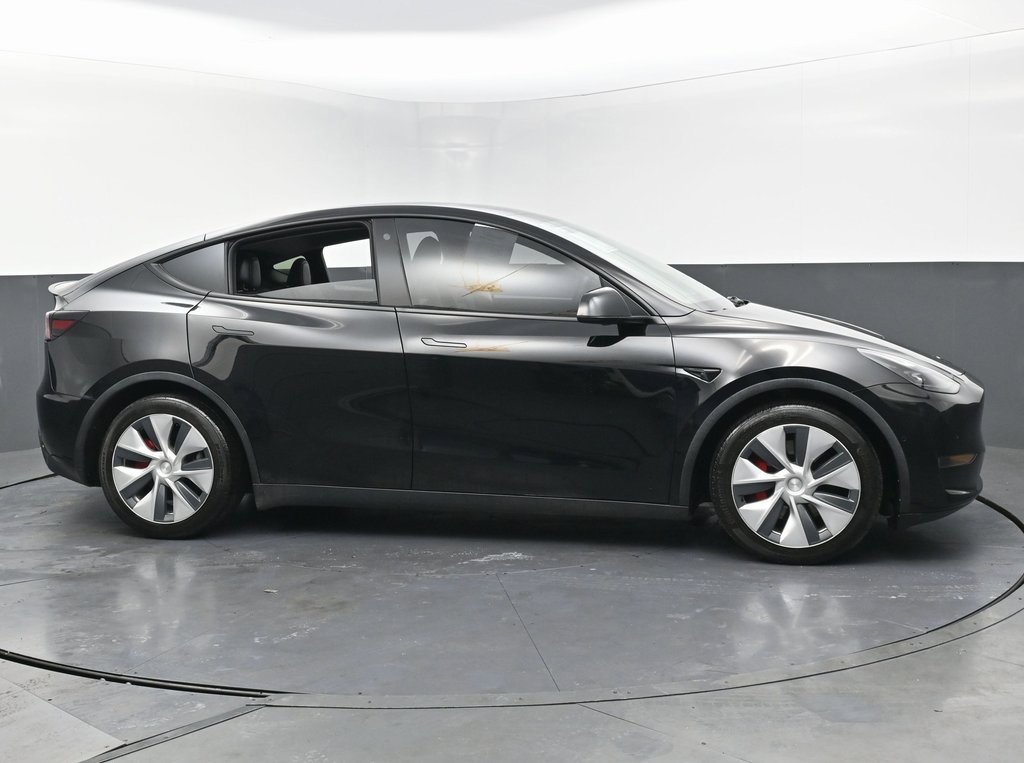 Used 2022 Tesla Model Y Performance image 5