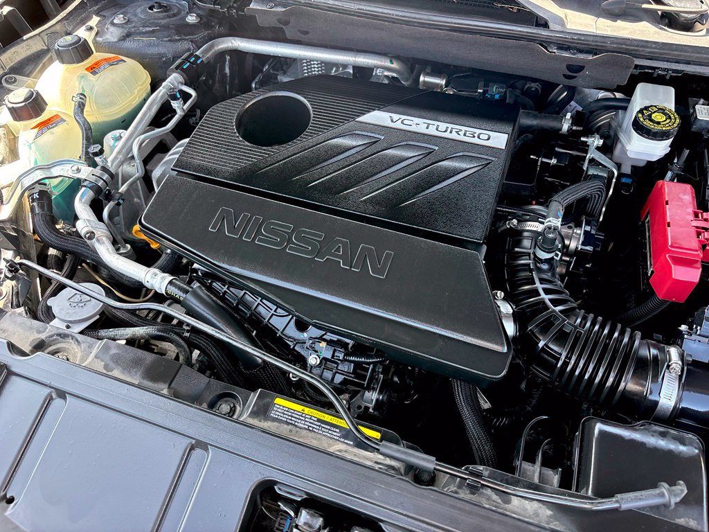 Used 2025 Nissan Rogue SV FWD image 28