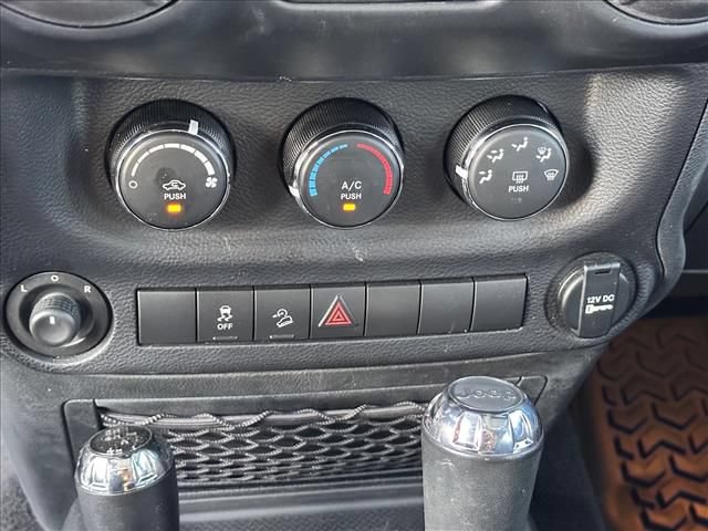 Used 2014 Jeep Wrangler Unlimited Sport w/ Quick Order Package 24S AWD/4WD image 28