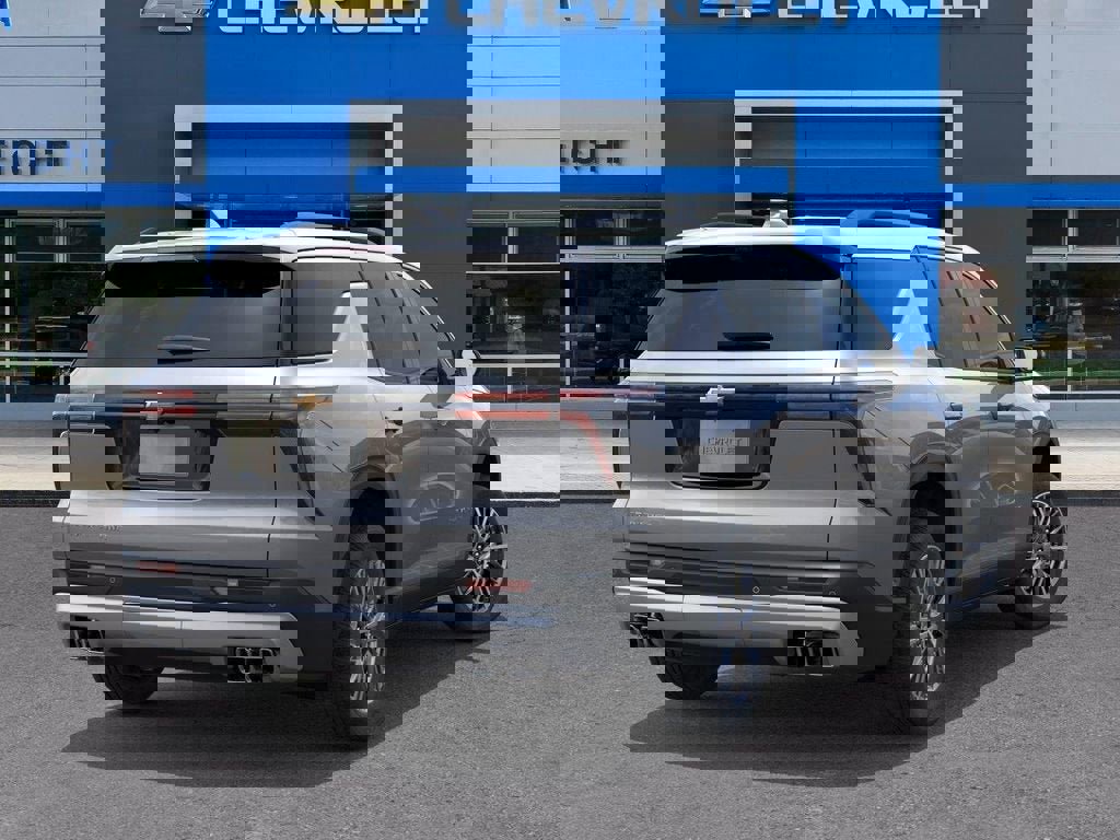 New 2026 Chevrolet Traverse LT w/ Driver Confidence Package image 4