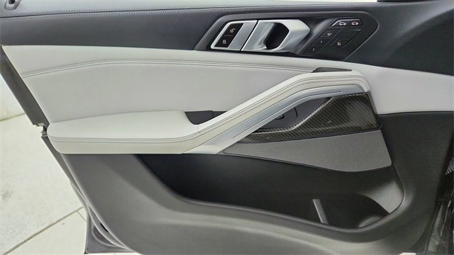 Used 2023 BMW X6 M image 34