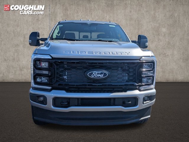 New 2027 Ford F350 Lariat w/ Black Appearance Package AWD/4WD image 2