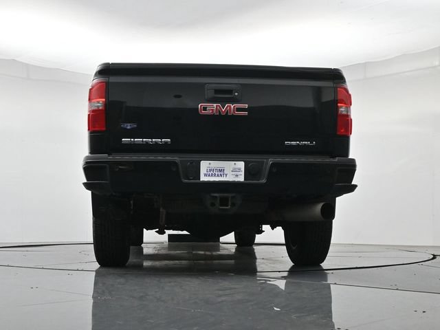 Used 2018 GMC Sierra 2500 Denali w/ Duramax Plus Package AWD/4WD image 42