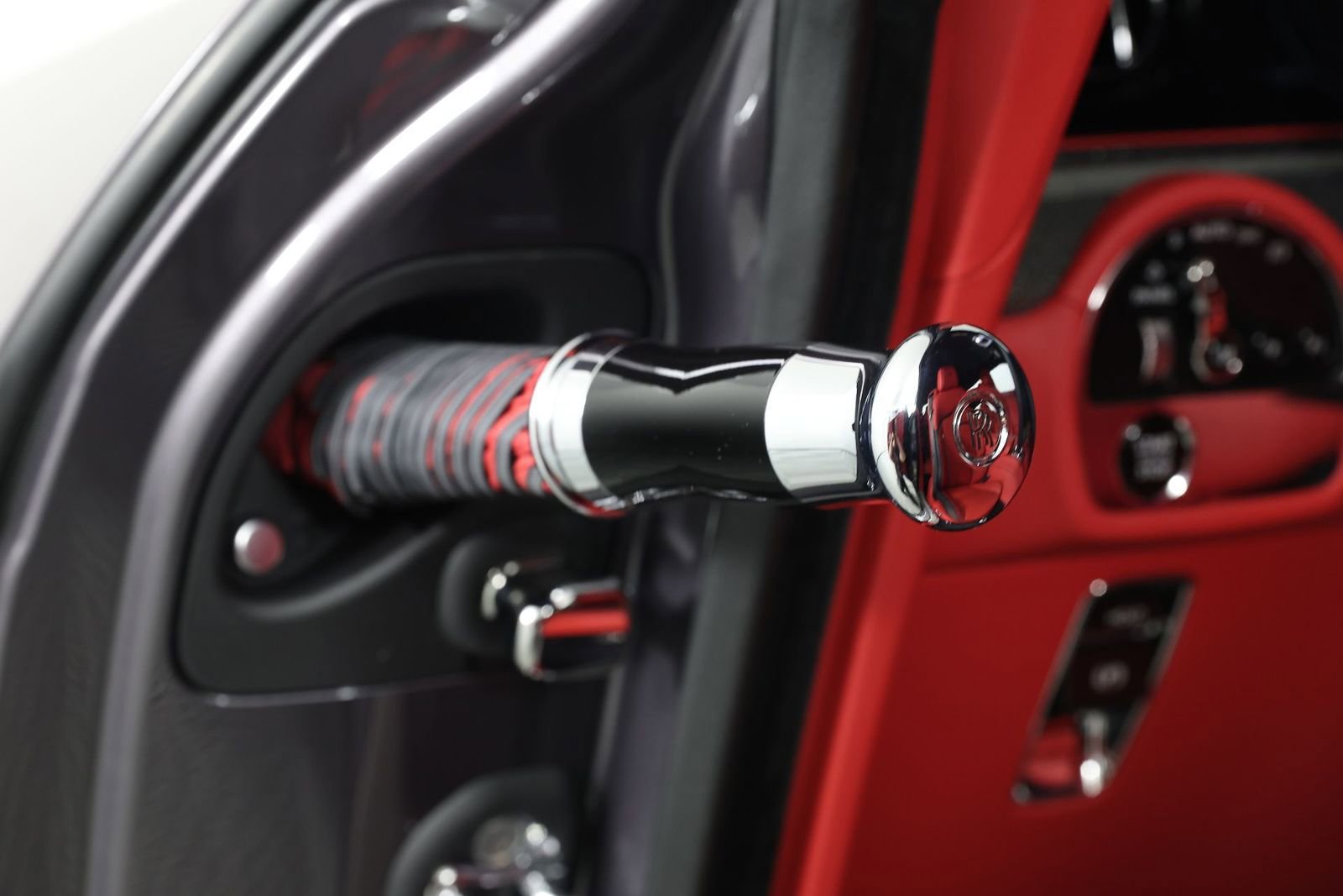 New 2026 Rolls-Royce Spectre Black Badge image 24