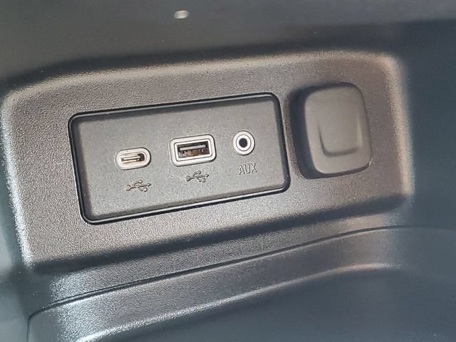 Used 2019 Chevrolet Equinox LT w/ Driver Convenience Package FWD image 20