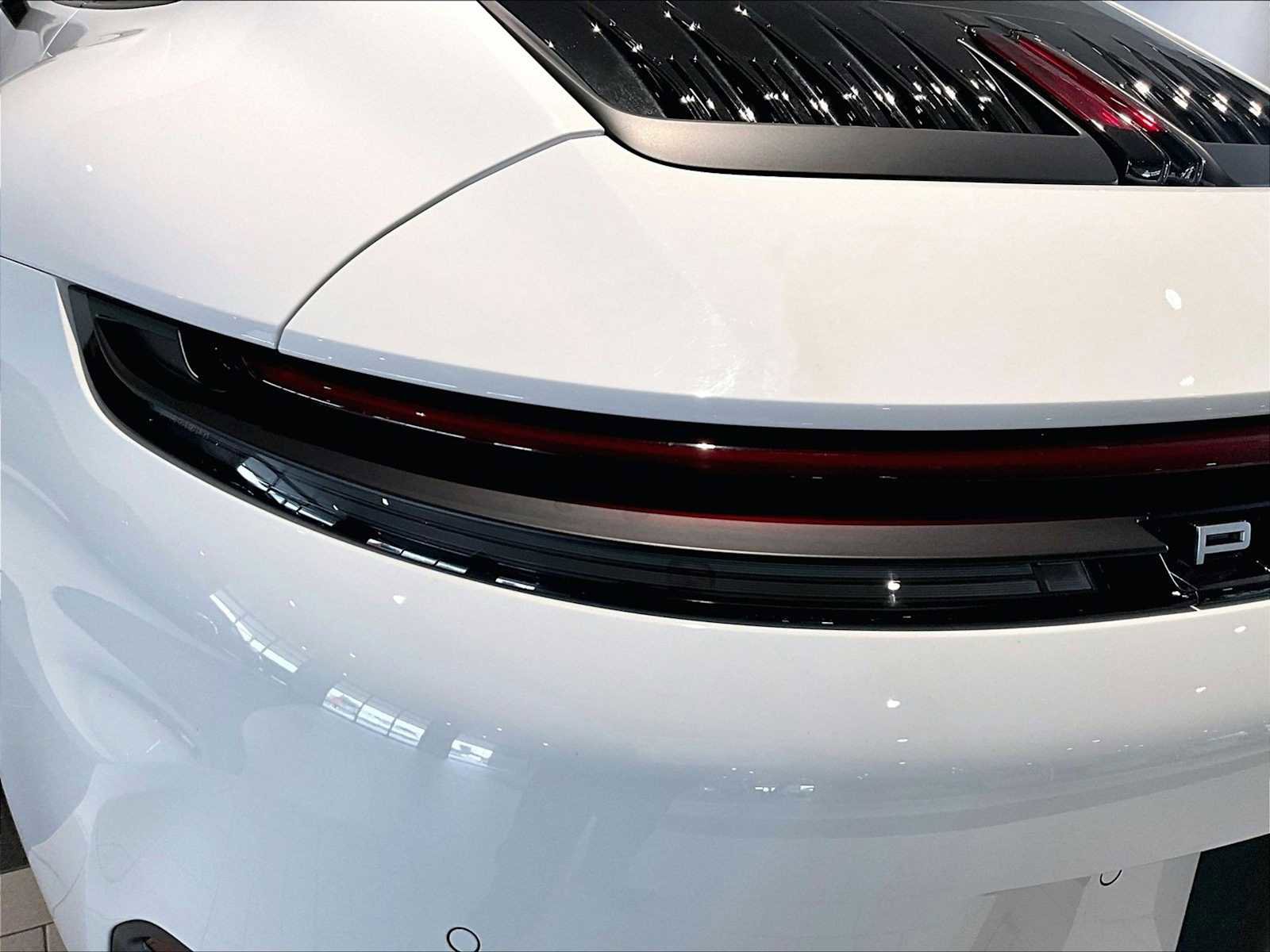 Used 2025 Porsche 911 Carrera image 33