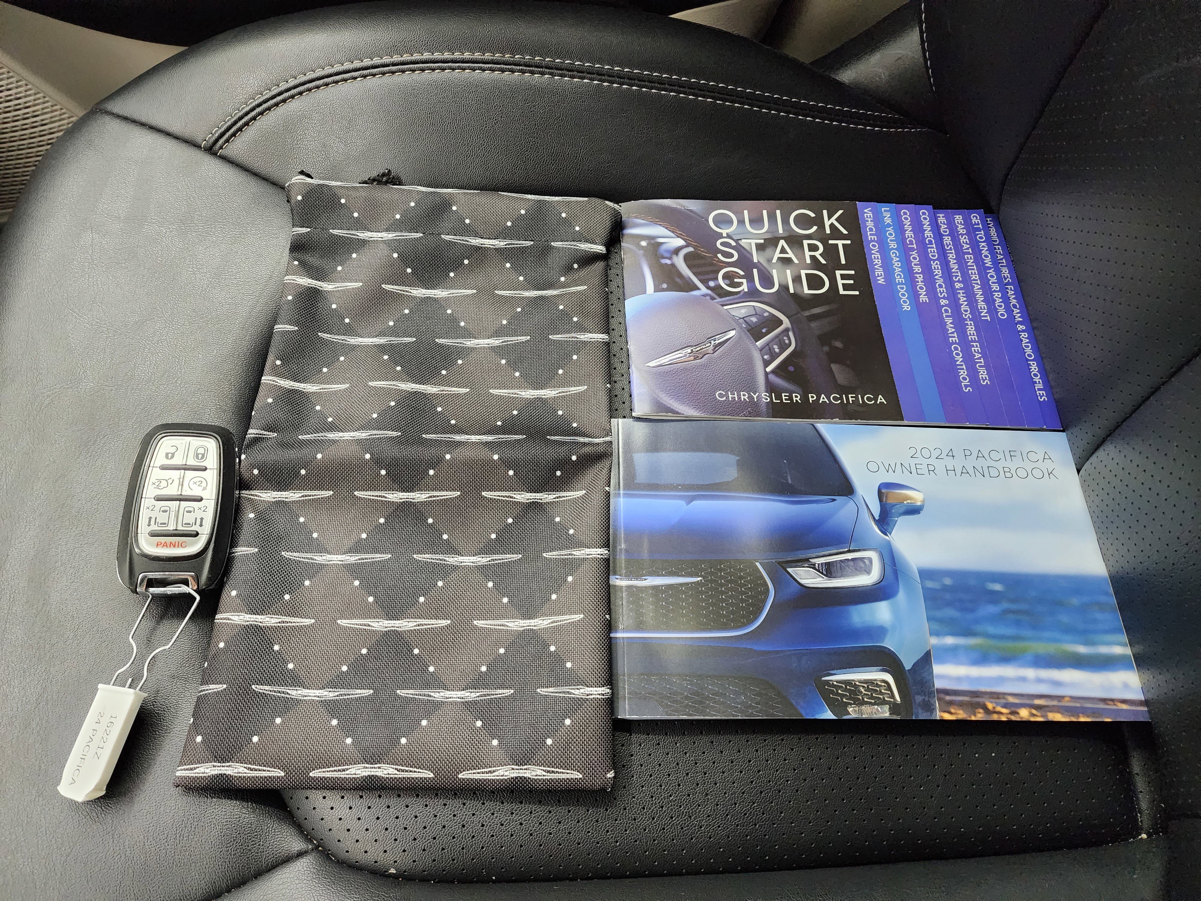 Used 2024 Chrysler Pacifica Touring-L image 47