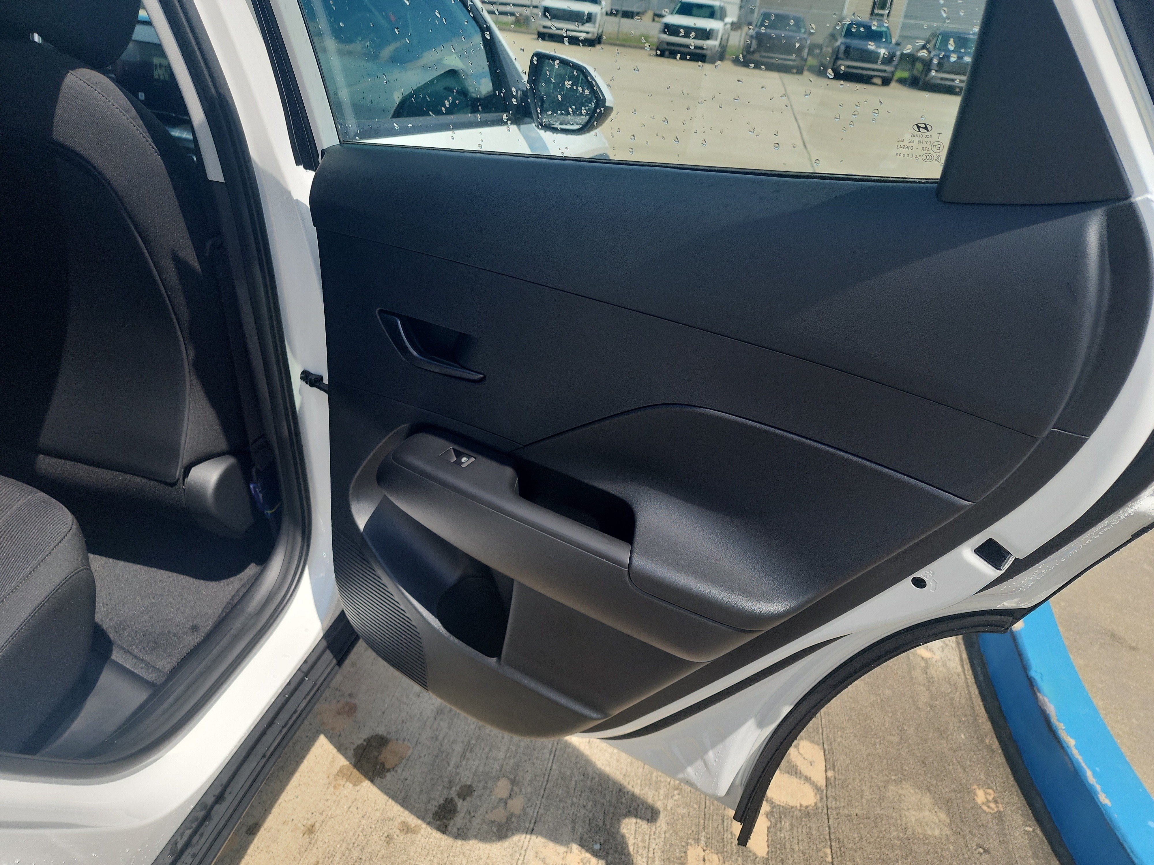 New 2027 Hyundai Kona SE FWD image 13