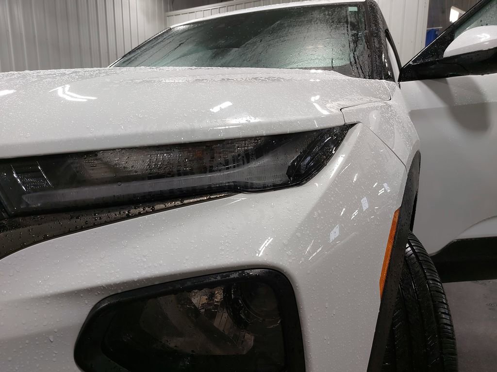 Used 2023 Chevrolet TrailBlazer ACTIV image 31