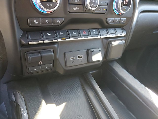 Used 2022 GMC Sierra 1500 AT4 w/ AT4 Premium Package image 22