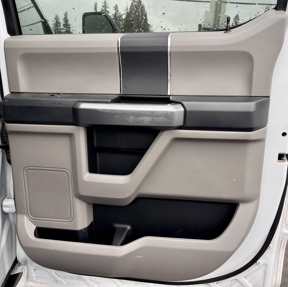 Used 2021 Ford F350 XLT image 26