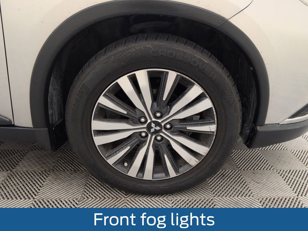 Used 2019 Mitsubishi Outlander FWD image 19