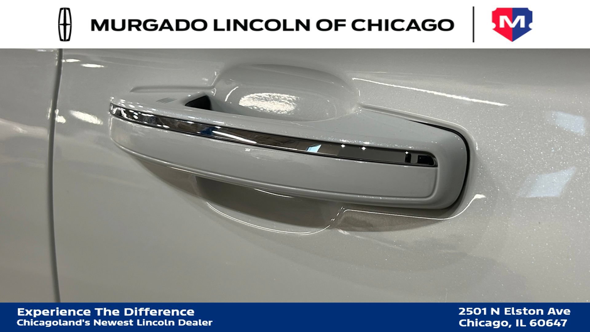 Certified 2024 Lincoln Navigator Reserve AWD/4WD image 11