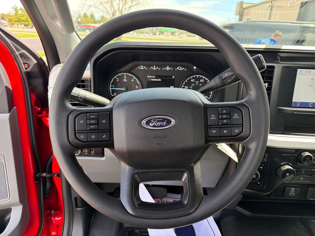 Used 2026 Ford F550 4x4 Regular Cab Super Duty image 14