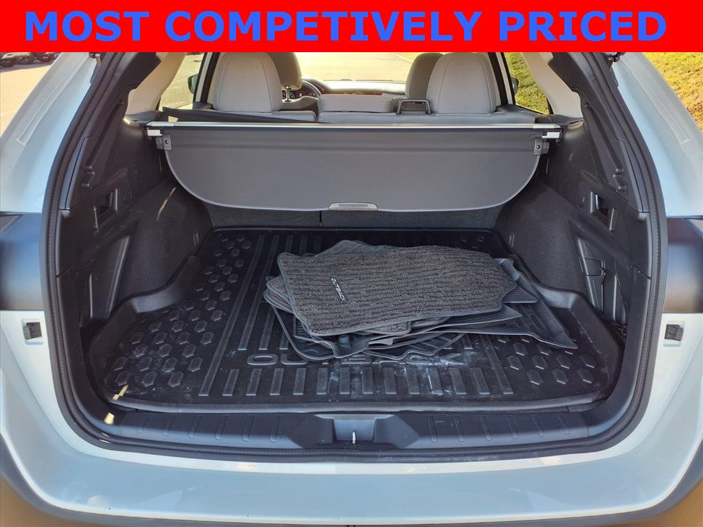Used 2024 Subaru Outback Premium image 6