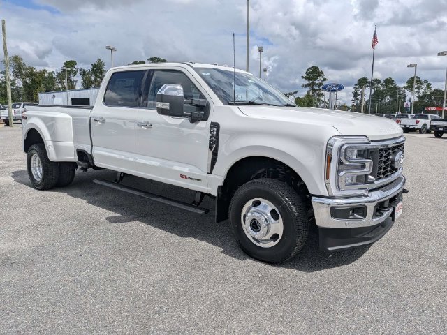 New 2027 Ford F350 Lariat w/ Lariat Ultimate Package AWD/4WD image 2