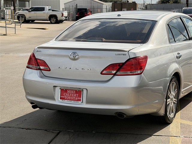 Used 2009 Toyota Avalon Limited image 7