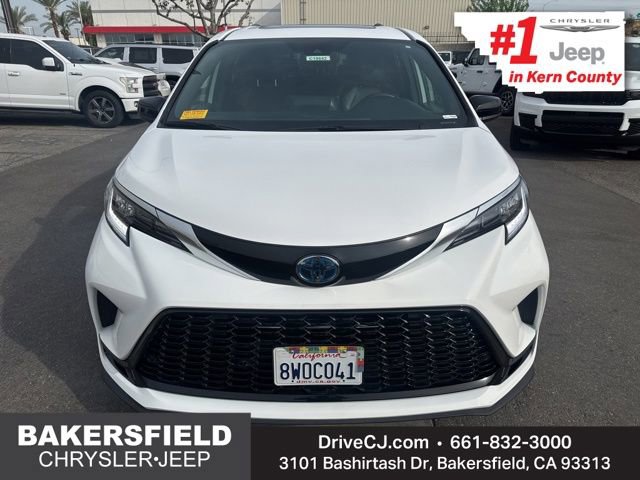 Used 2021 Toyota Sienna XSE image 9