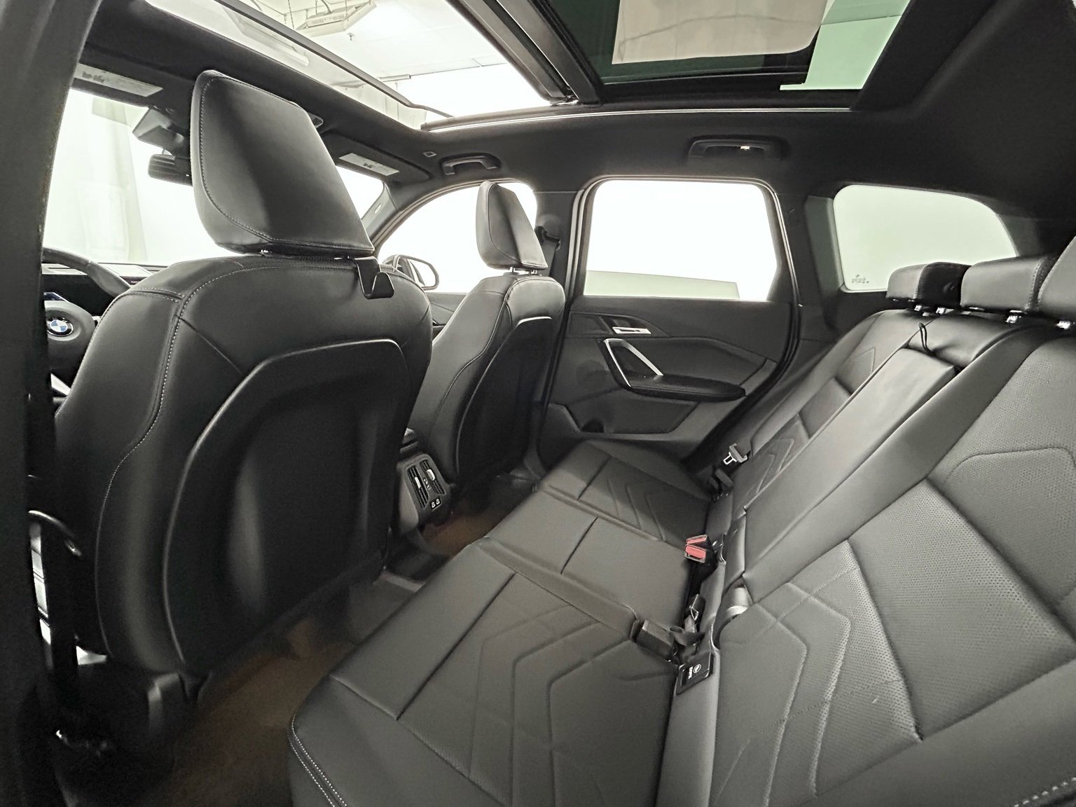 Used 2025 BMW X1 xDrive28i image 32