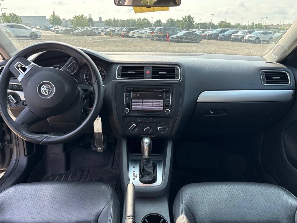 Used 2013 Volkswagen Jetta SE FWD image 19