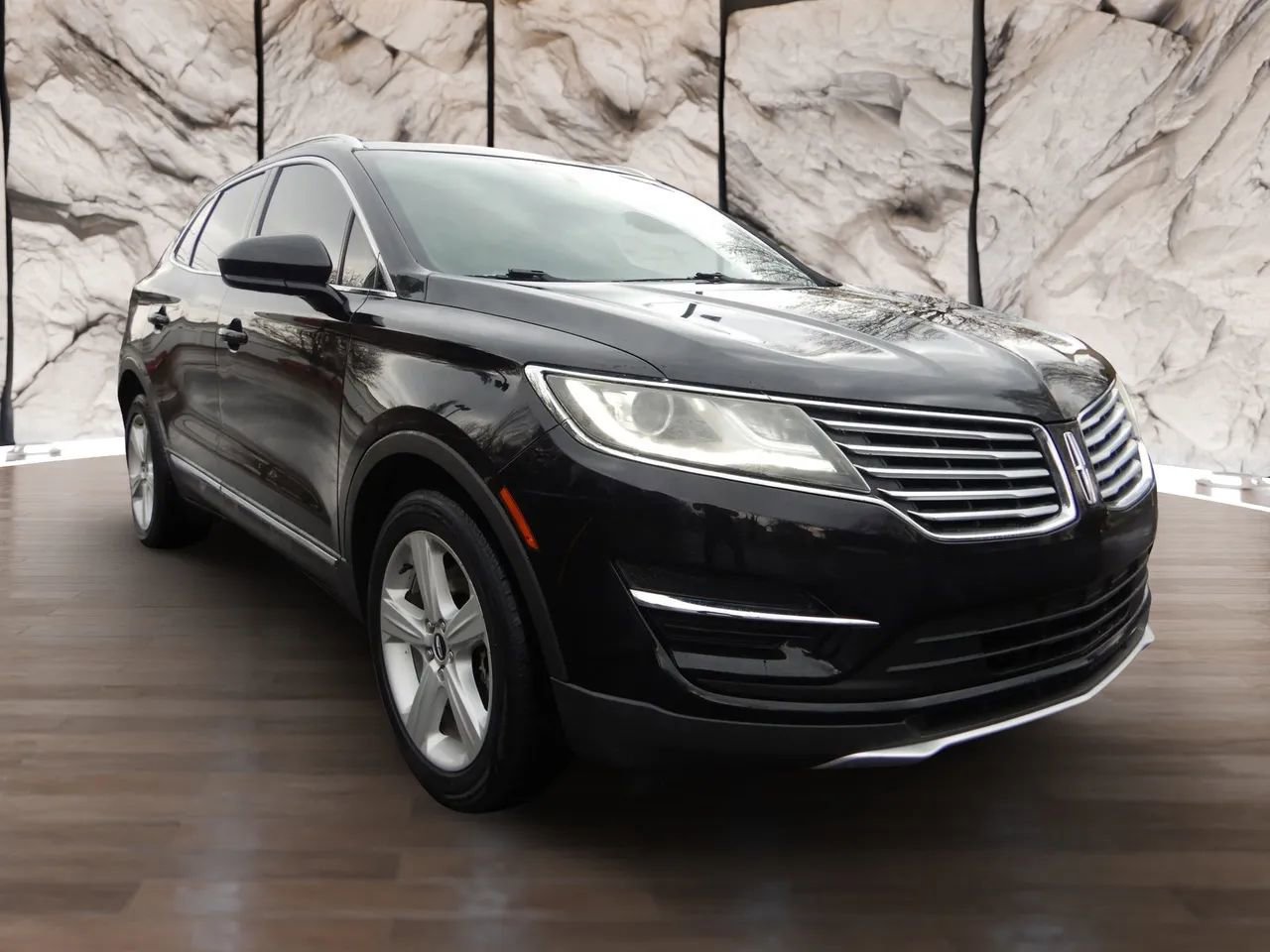 Used 2016 Lincoln MKC Premiere image 4