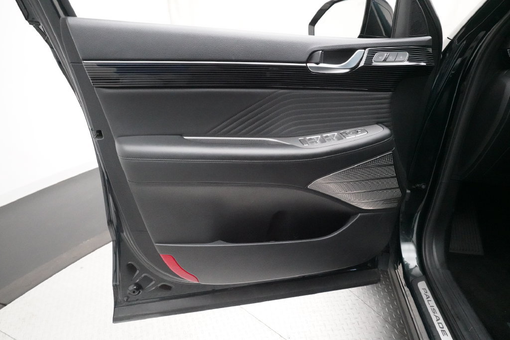 Used 2024 Hyundai Palisade Calligraphy AWD/4WD image 28