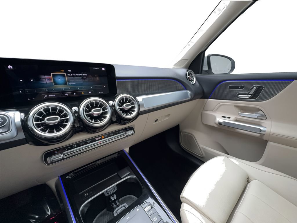 Used 2021 Mercedes-Benz GLB 250 image 41