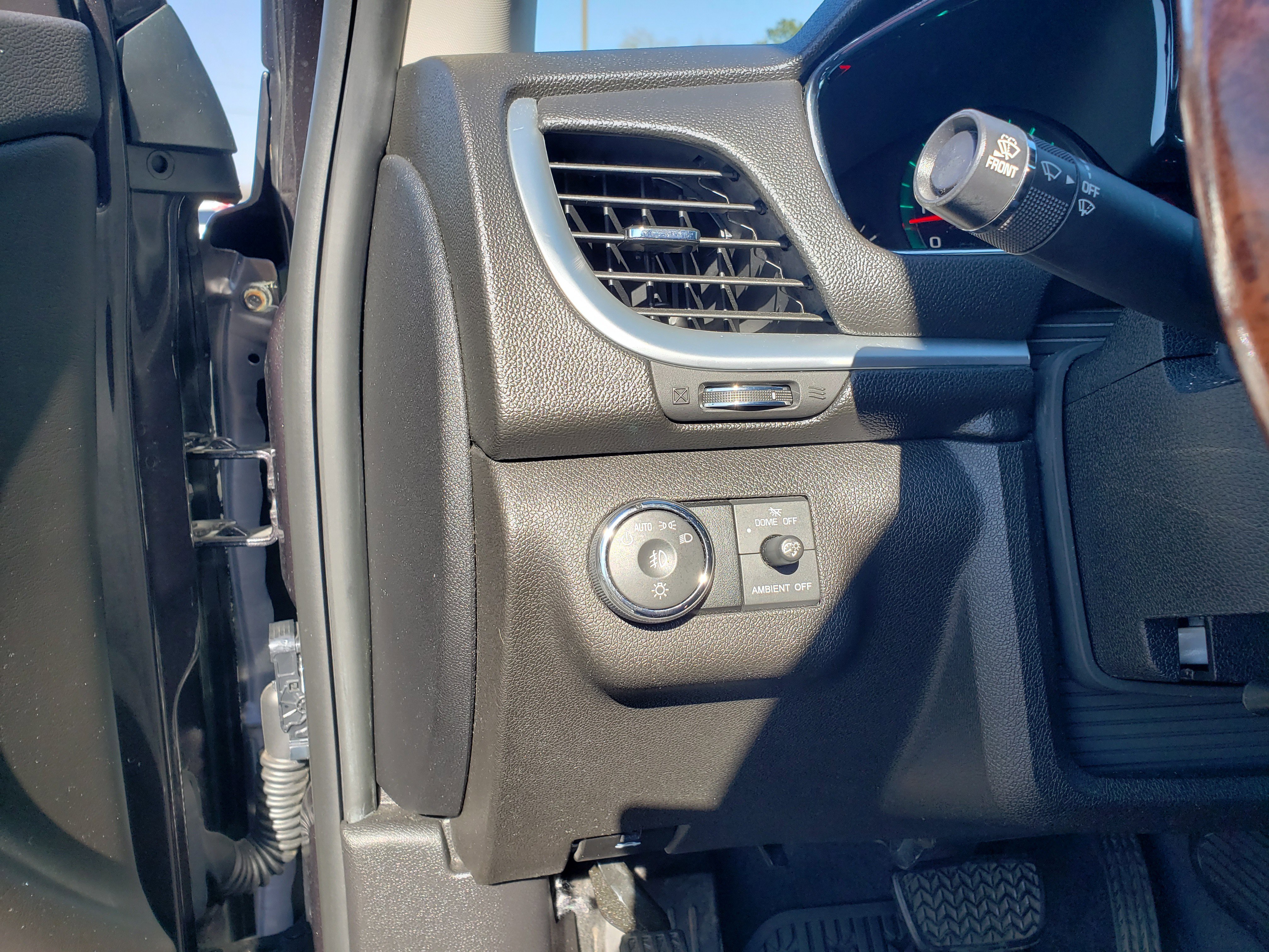 Used 2017 Chevrolet Traverse Premier image 15