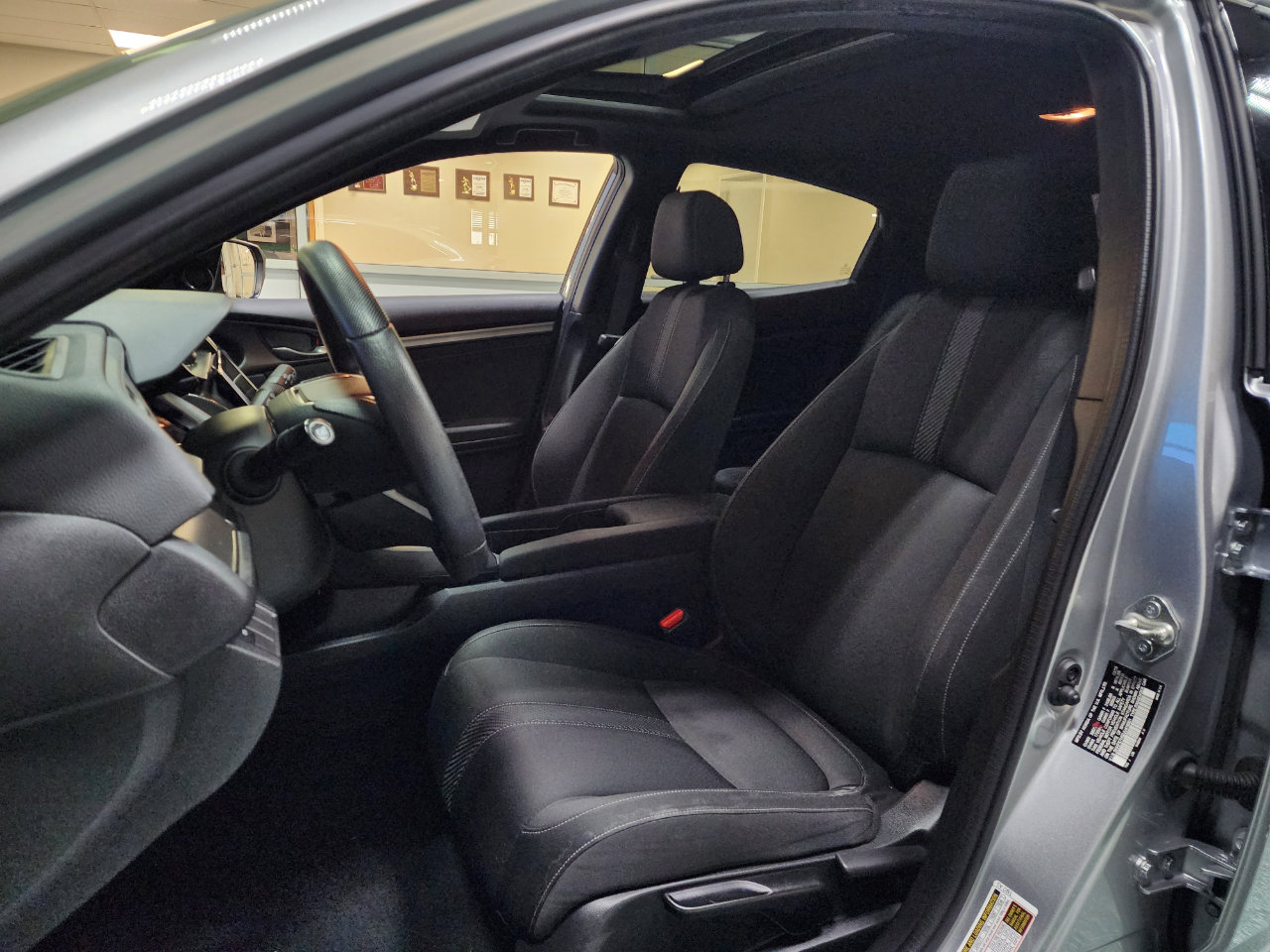 Used 2018 Honda Civic EX image 15