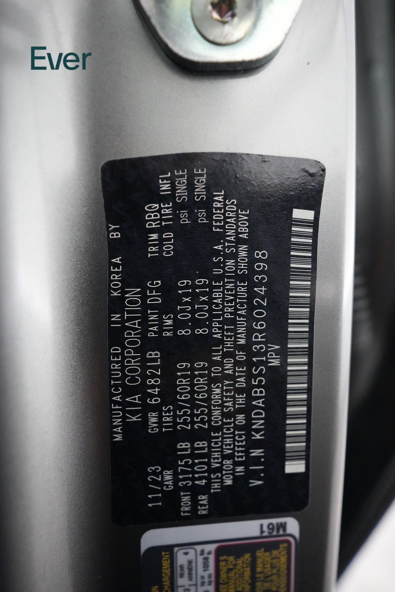 Used 2024 Kia EV9 Light Long Range RWD image 31
