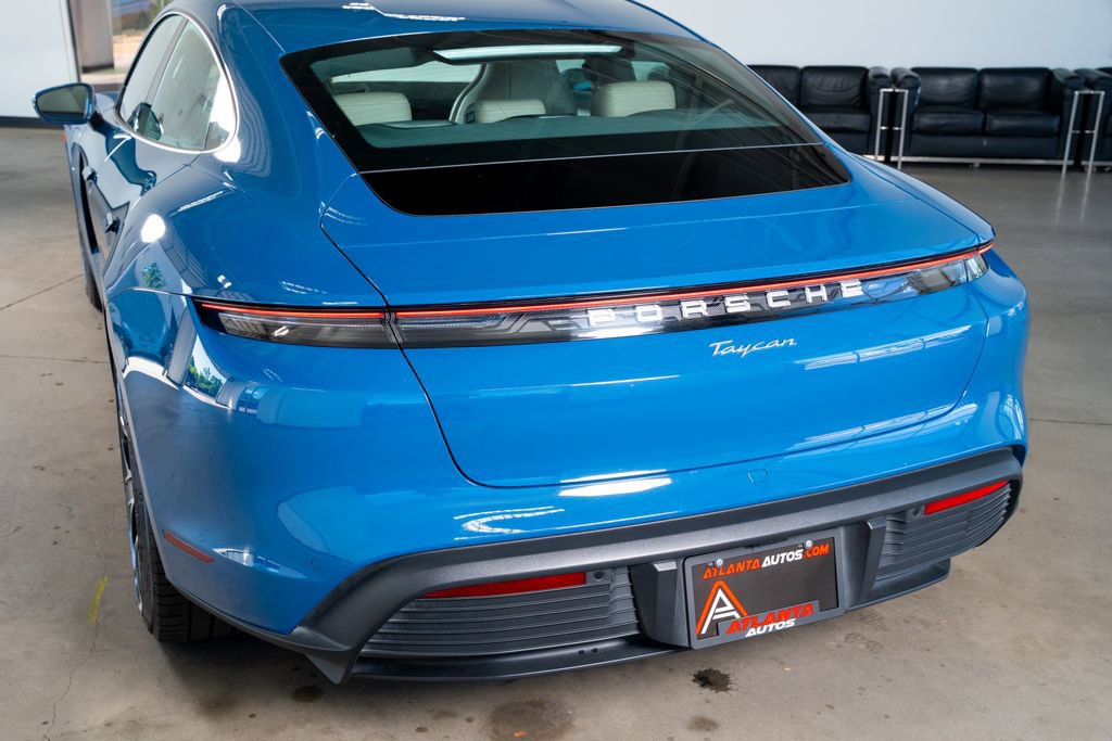 Used 2024 Porsche Taycan image 21