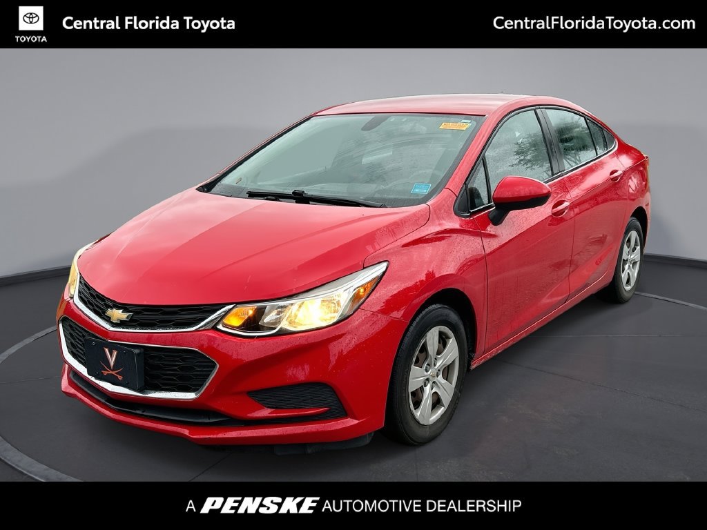 Used 2018 Chevrolet Cruze LS FWD image 1
