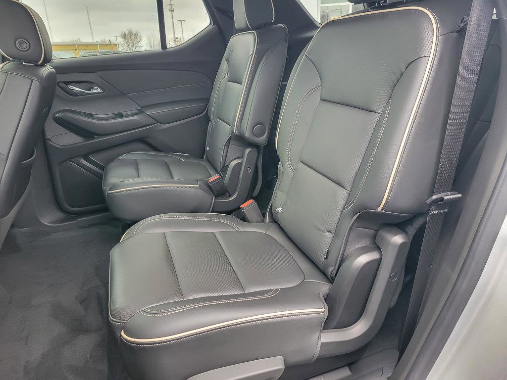 Certified 2022 Chevrolet Traverse Premier w/ Redline Edition image 10