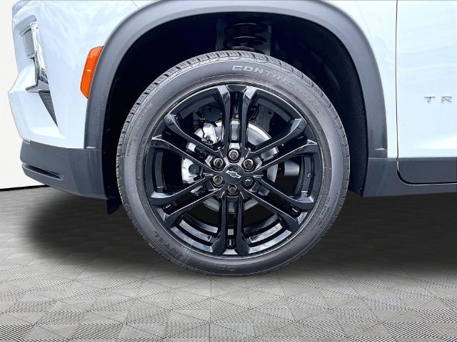 New 2027 Chevrolet Traverse LT w/ Driver Confidence Package AWD/4WD image 7