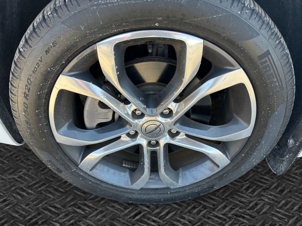 Certified 2023 Chrysler Pacifica Pinnacle AWD/4WD image 11