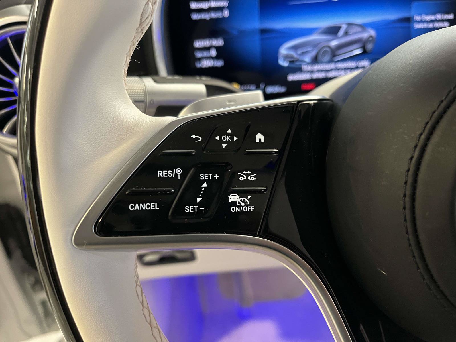 Certified 2026 Mercedes-Benz Maybach SL 680 image 40