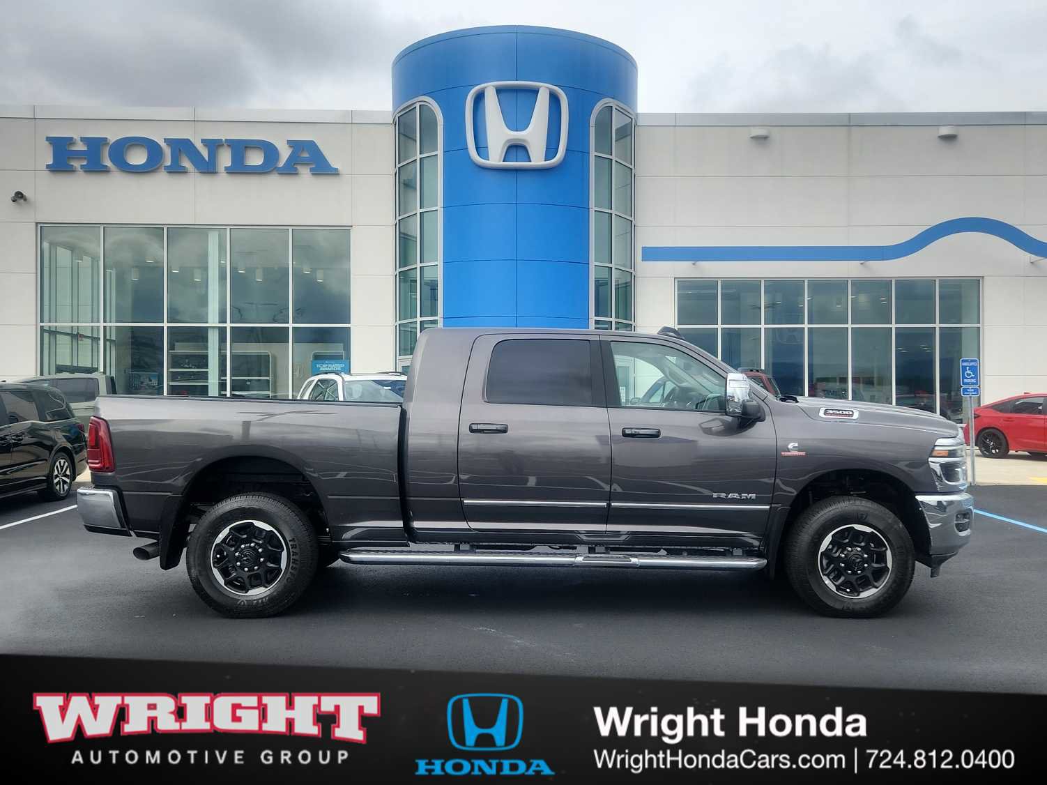 Used 2025 RAM 3500 Laramie w/ Towing Technology Group image 1