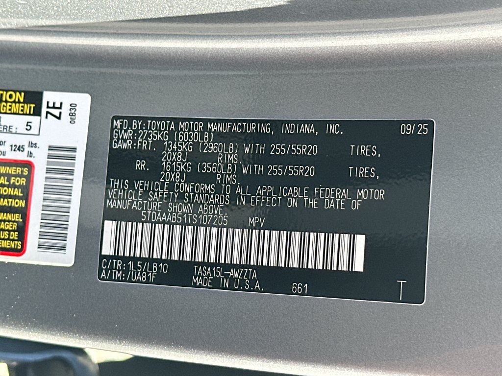 Used 2026 Toyota Grand Highlander AWD image 27