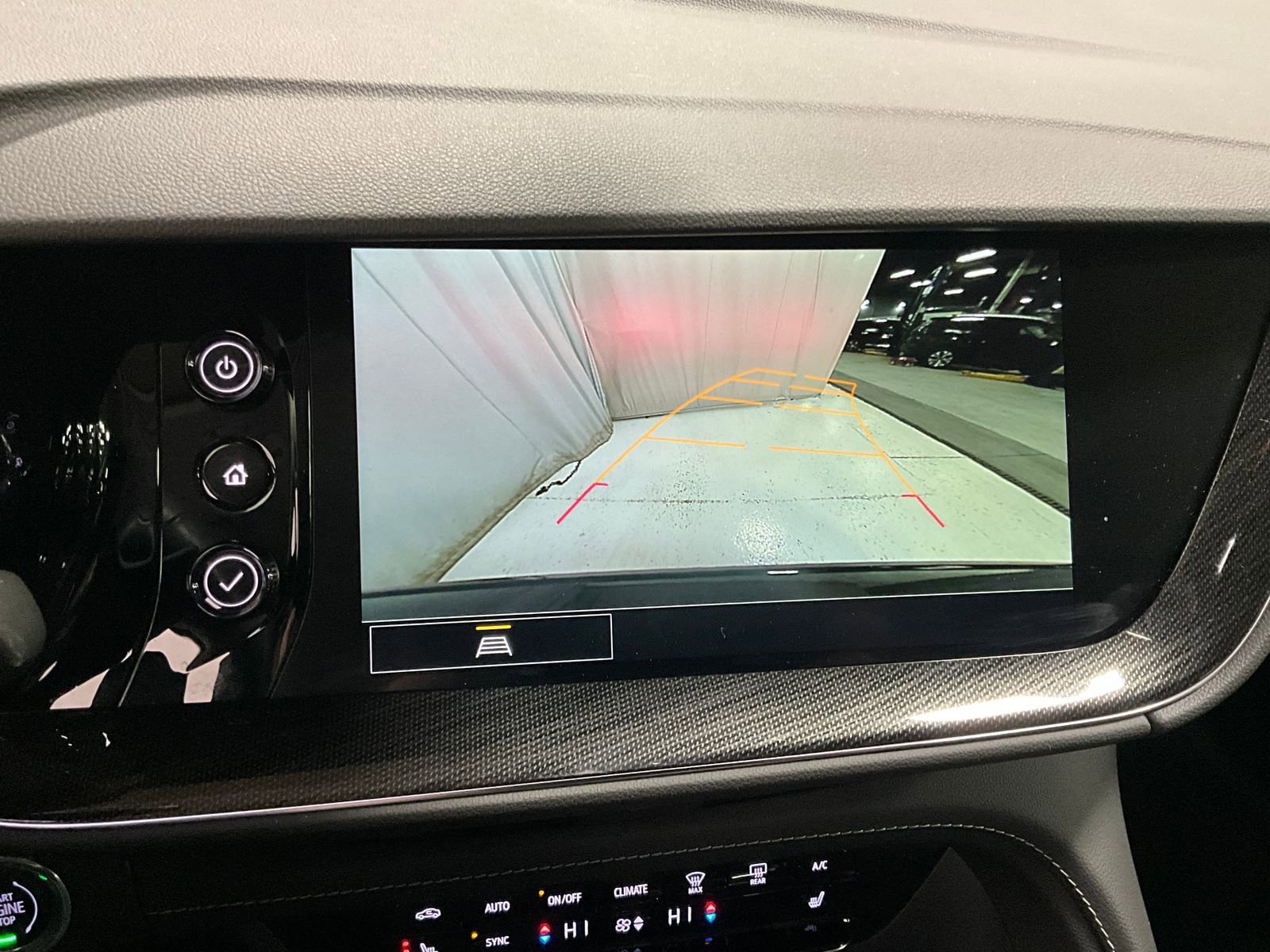 Used 2023 Buick Envision Preferred AWD/4WD image 21