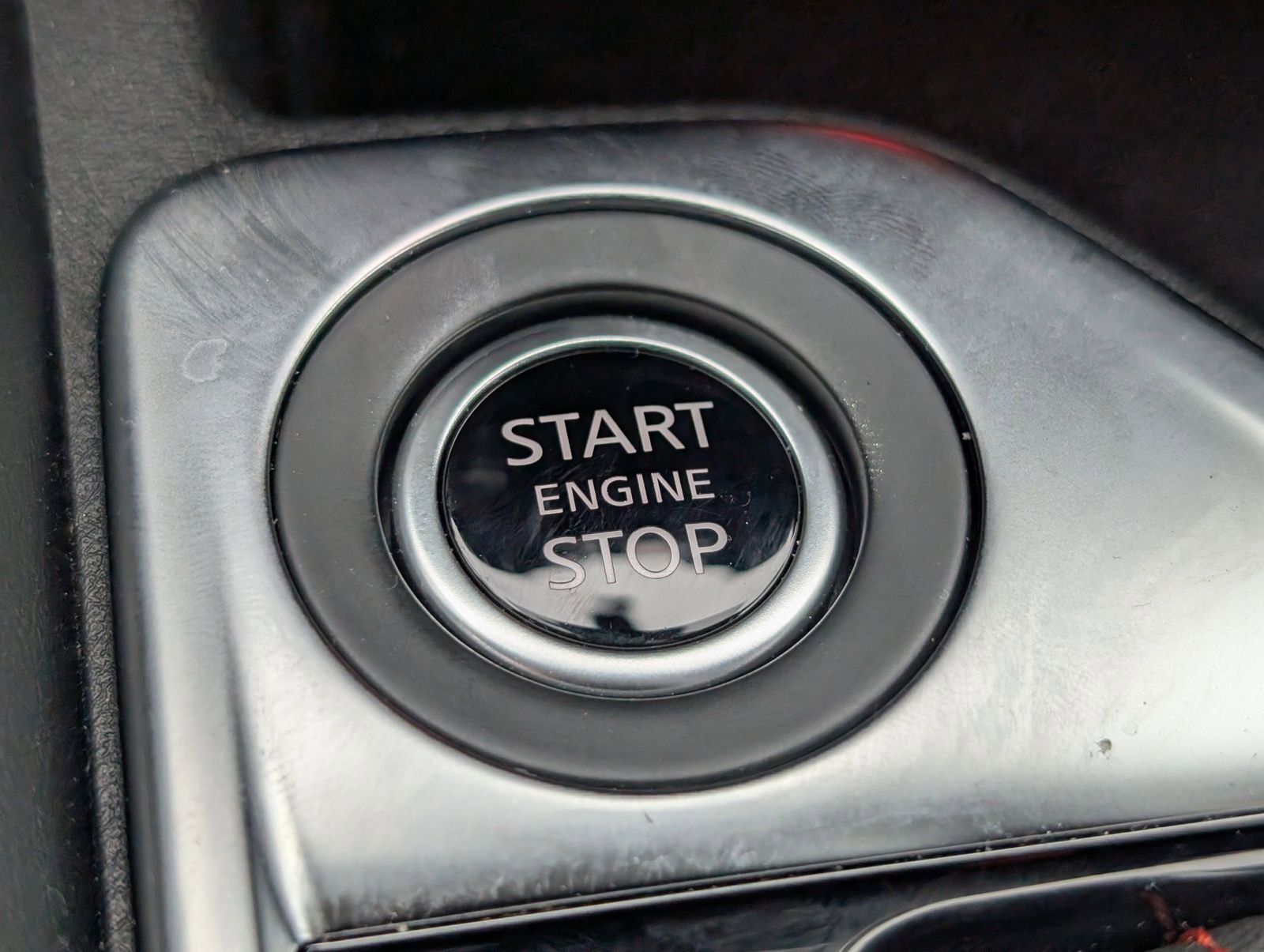 Used 2025 Nissan Sentra SR w/ SR Premium Package FWD image 26