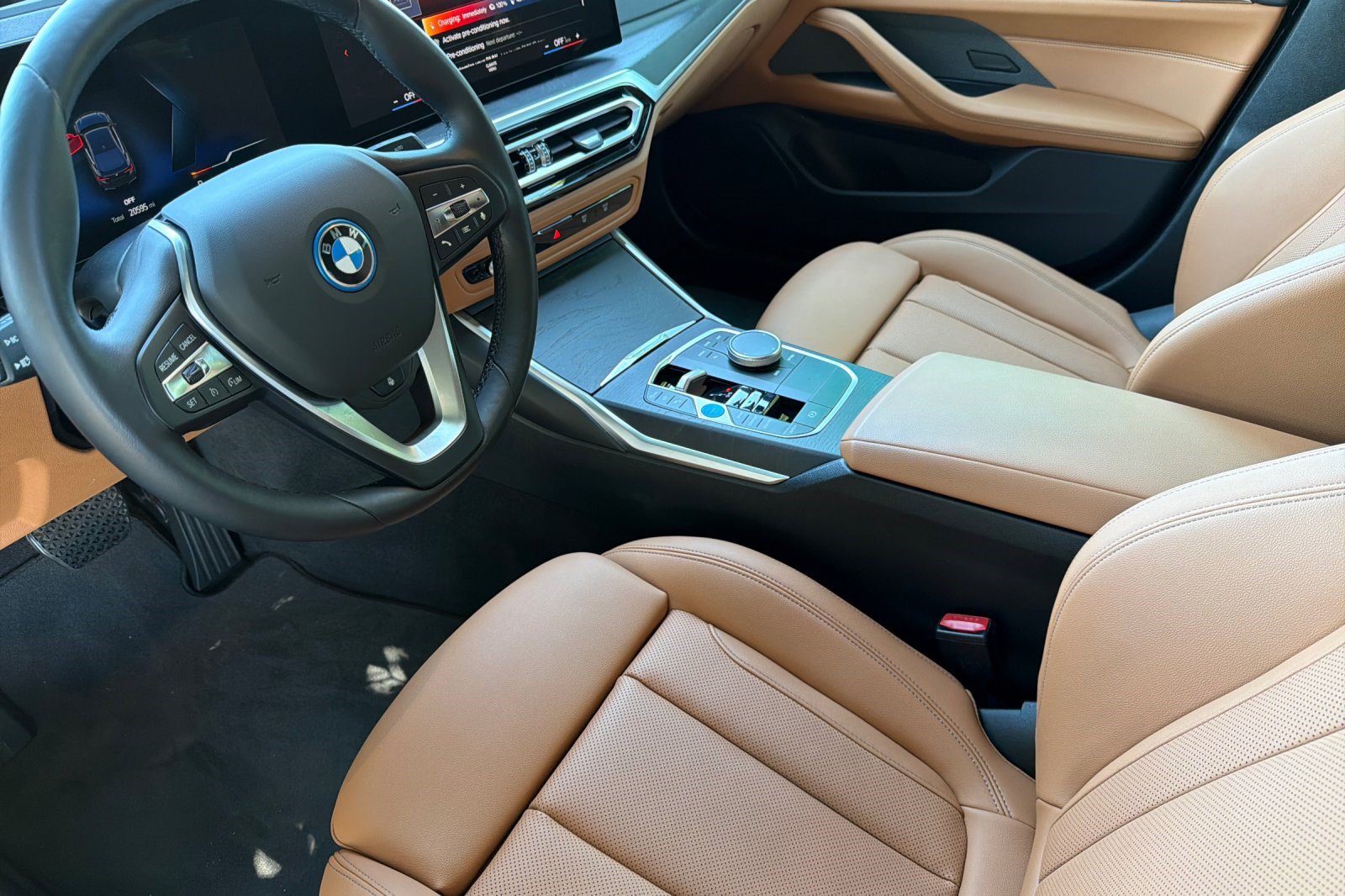 Certified 2023 BMW i4 eDrive40 w/ Premium Package RWD image 11